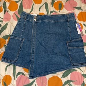 Tinseltown Jean Cargo Skort NWT